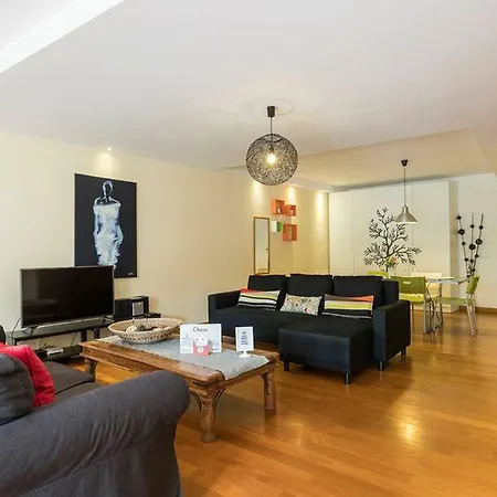 Sleeping To The Sound Of Fado * Lisboa